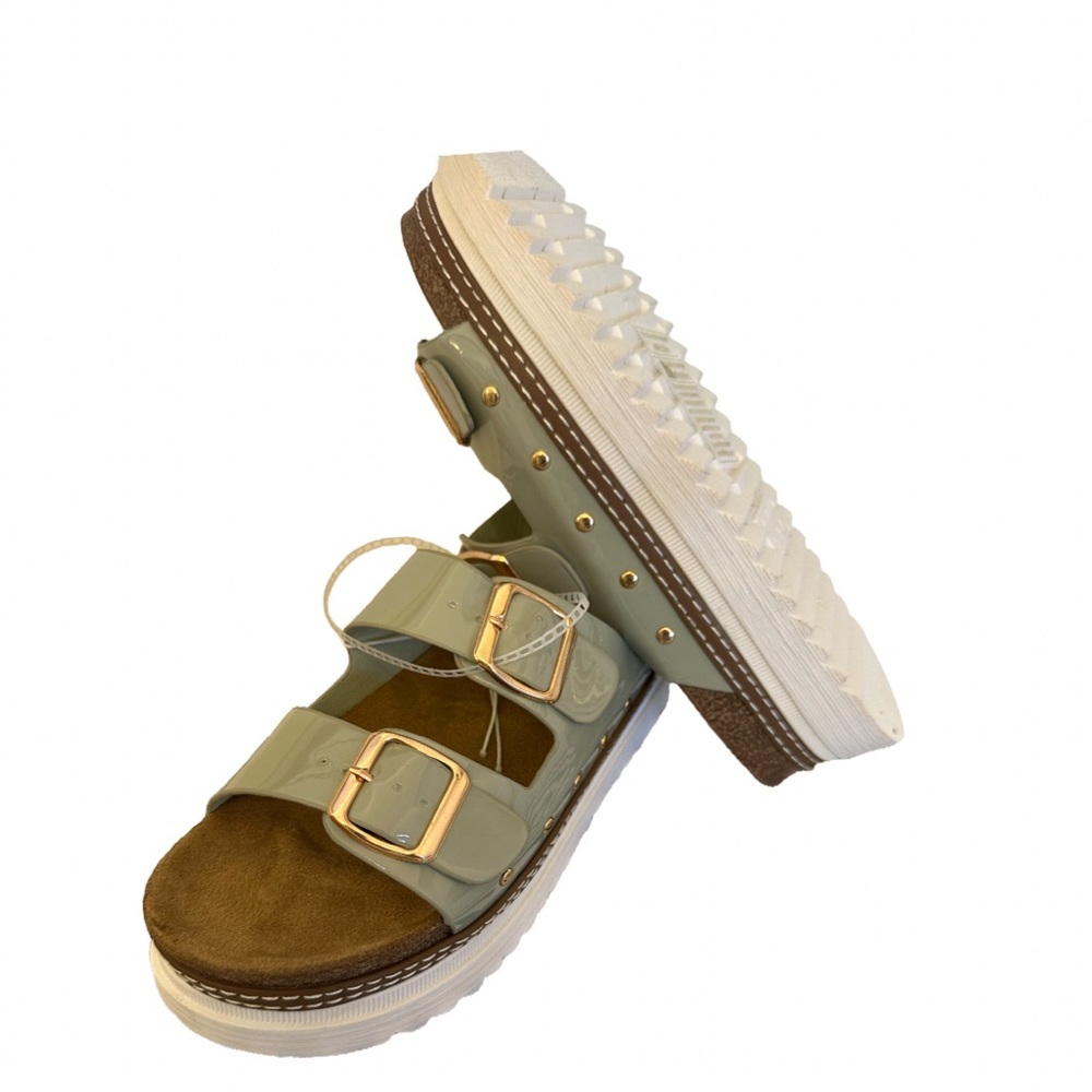 Mythicall Flat Sandals. Sz 7 Sage color.